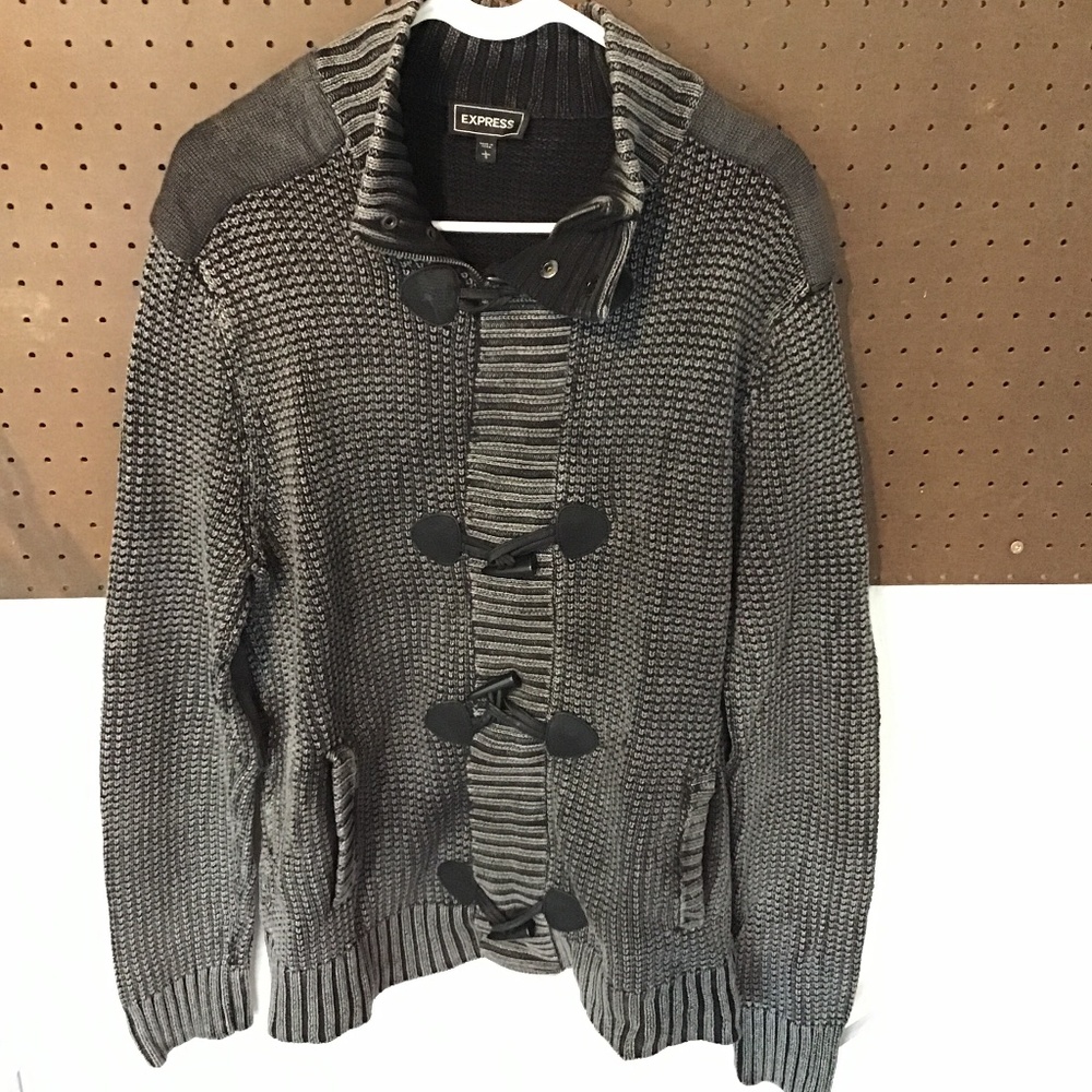 EXPRESS Men’s Chunky Knit Toggle Cardigan Sweater – Gray | Size L